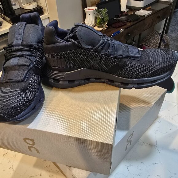 On Cloud Cloudnova Black / Eclipse 26.99814 Women's Running Shoes SIZE 7 NEW - Picture 4 of 16